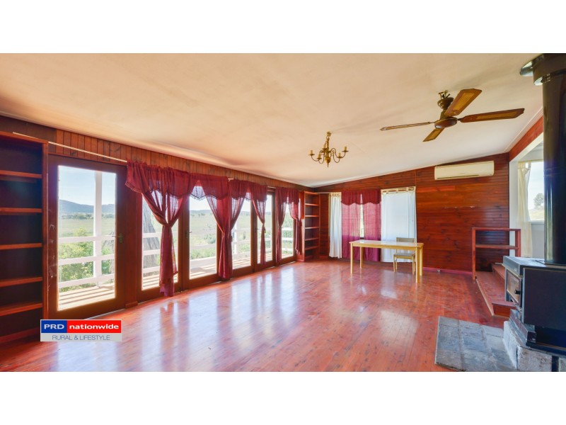 54 Sneesbys Lane, Upper Manilla NSW 2346