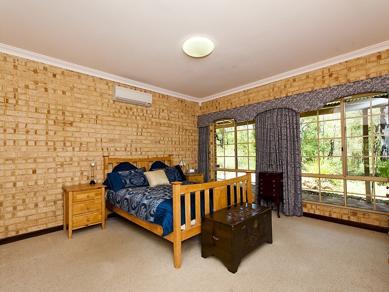 4415 Stoneville Road, Stoneville WA 6081