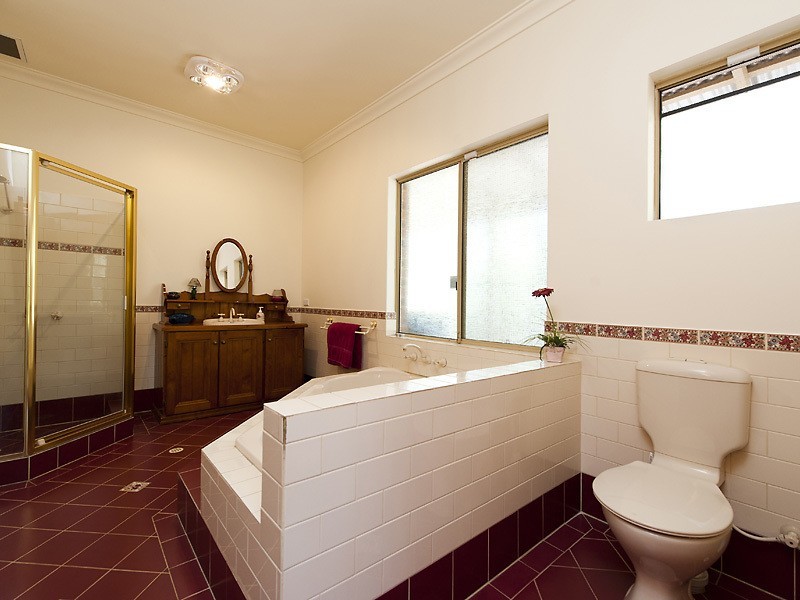 4415 Stoneville Road, Stoneville WA 6081