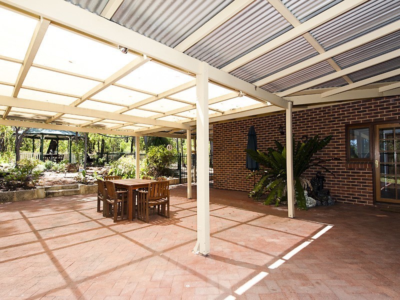 4415 Stoneville Road, Stoneville WA 6081