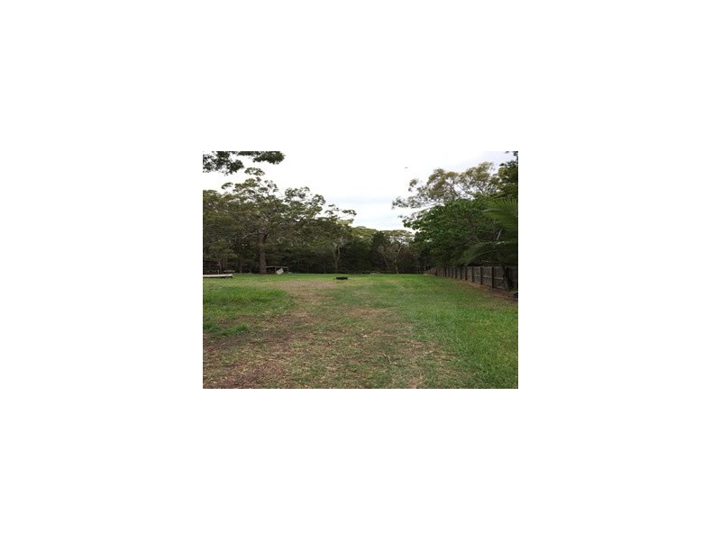 20-22 Capembah Street, Coochiemudlo Island QLD 4184