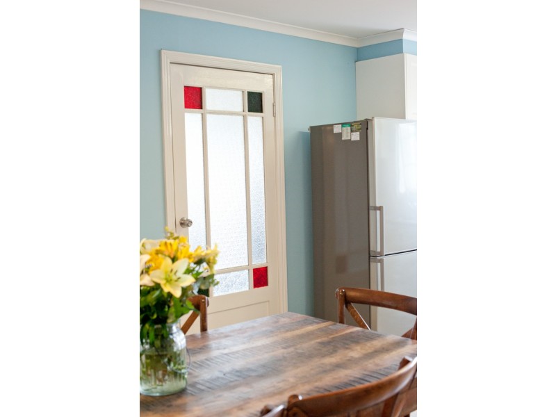 39 Young Street, Linton VIC 3360