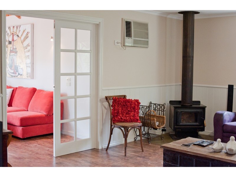 39 Young Street, Linton VIC 3360