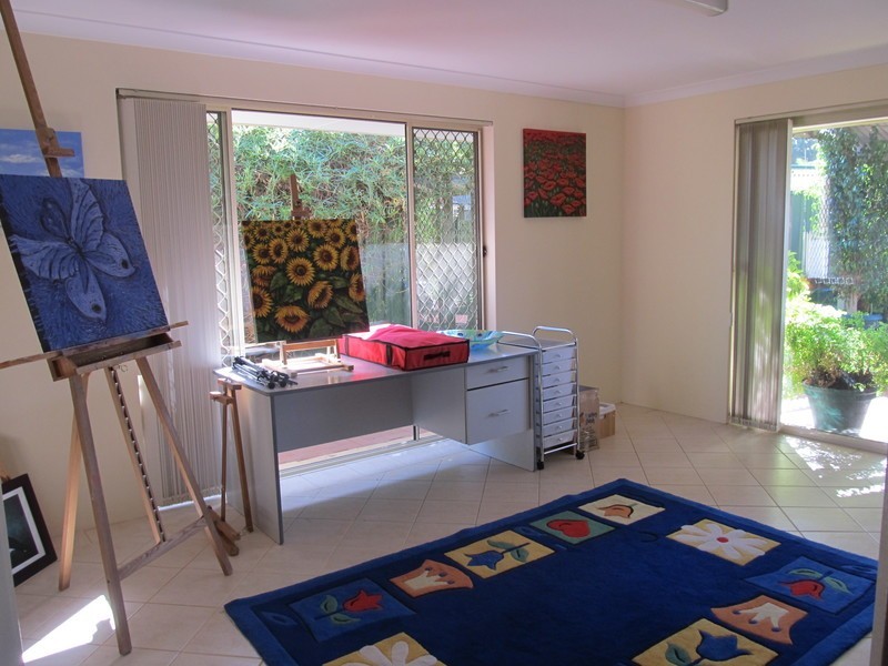 21 Feeney Gardens, High Wycombe WA 6057