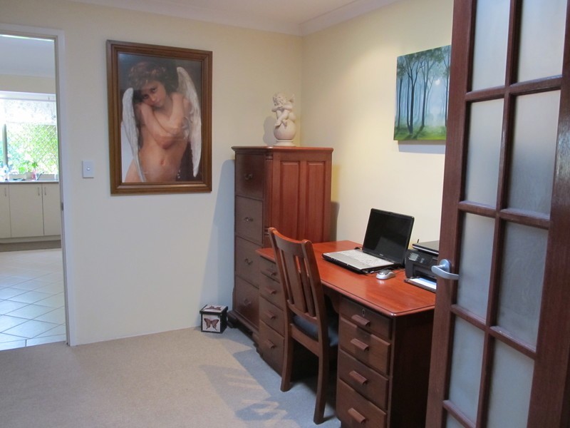 21 Feeney Gardens, High Wycombe WA 6057