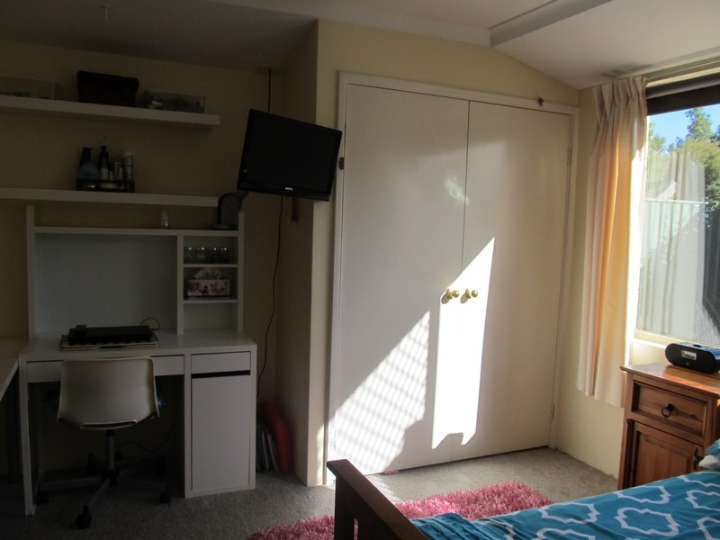 21 Feeney Gardens, High Wycombe WA 6057