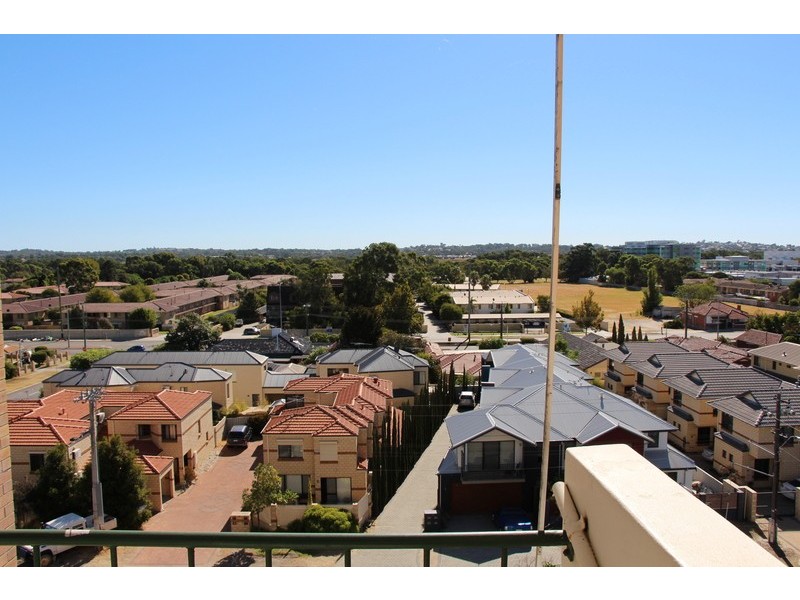 41/40 Pollard Street, Glendalough WA 6016