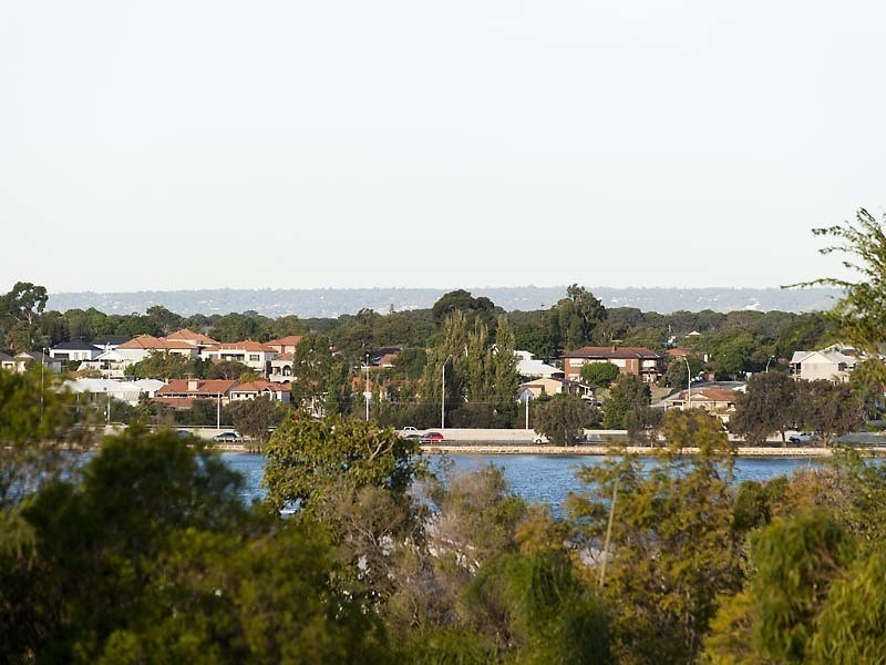 12 KILLILAN ROAD, Applecross WA 6153