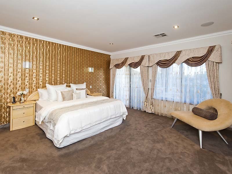 12 KILLILAN ROAD, Applecross WA 6153