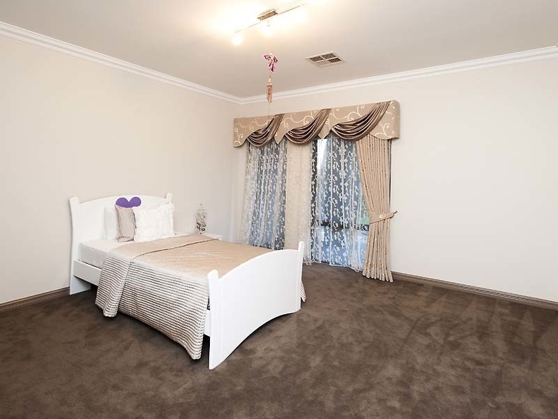 12 KILLILAN ROAD, Applecross WA 6153