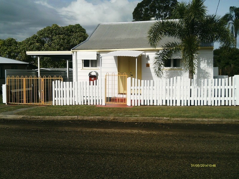 18 Hills Street, Bundaberg East QLD 4670