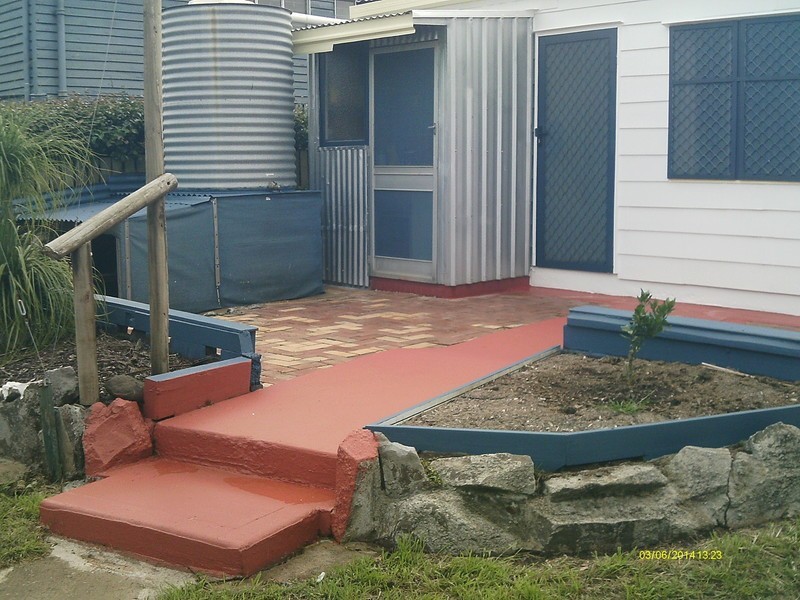 18 Hills Street, Bundaberg East QLD 4670