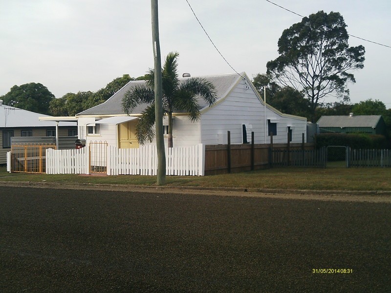 18 Hills Street, Bundaberg East QLD 4670
