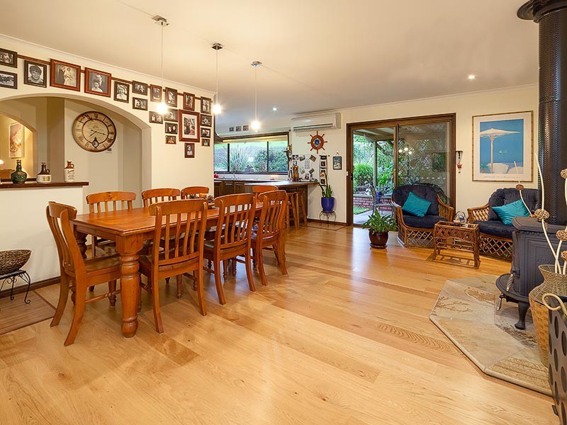 6 Murray View Road, East Albury NSW 2640