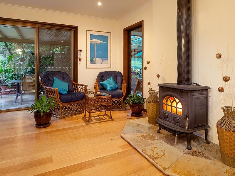 6 Murray View Road, East Albury NSW 2640