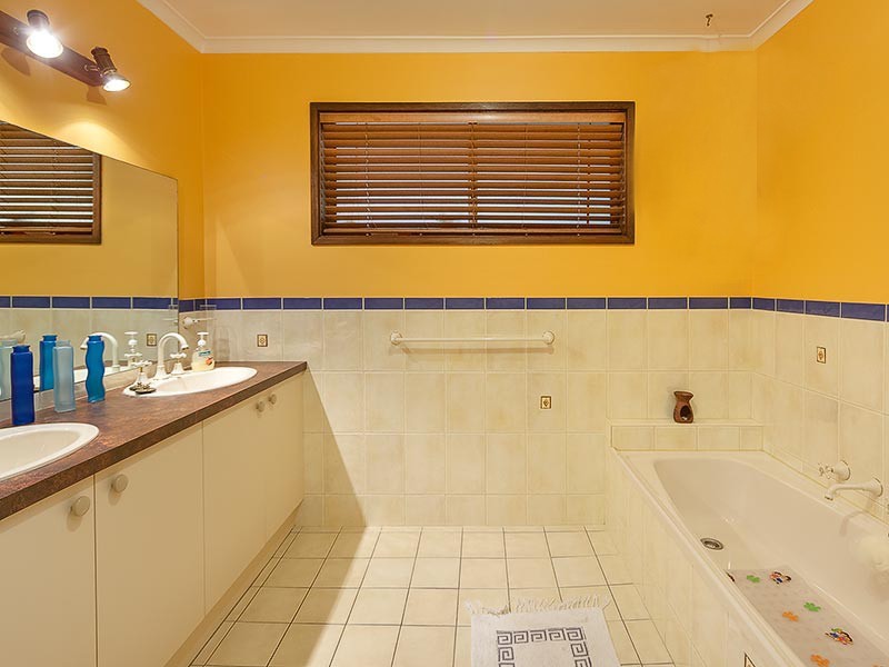 6 Murray View Road, East Albury NSW 2640