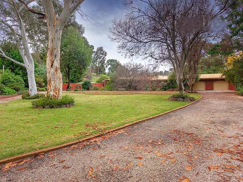 6 Murray View Road, East Albury NSW 2640