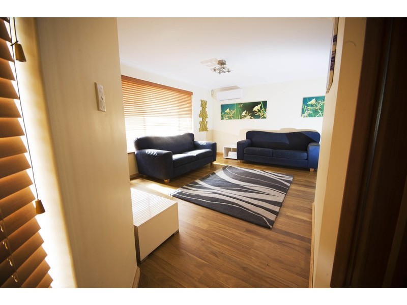 34 Fantome Rd, Craigie WA 6025