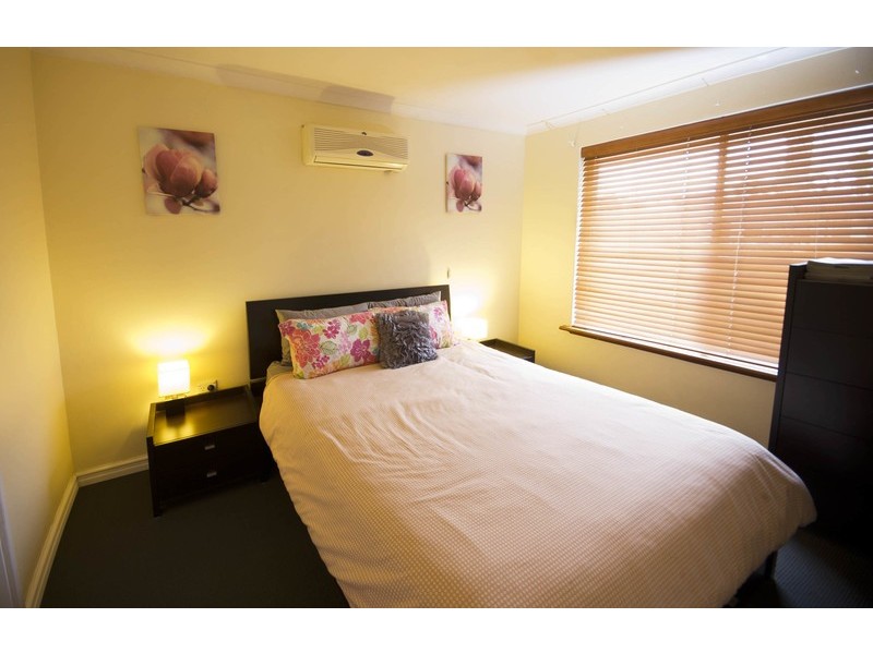 34 Fantome Rd, Craigie WA 6025