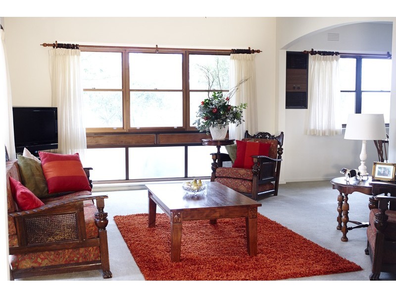 1 Banks Avenue, Kooringal NSW 2650