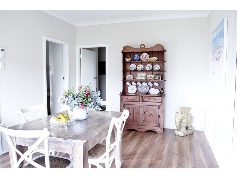 1 Banks Avenue, Kooringal NSW 2650