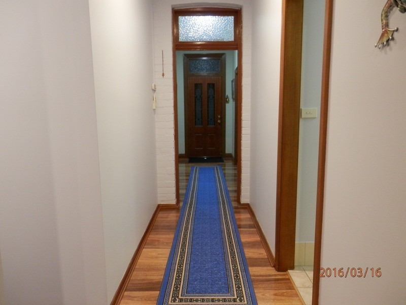 104 Docker Street, Wagga Wagga NSW 2650