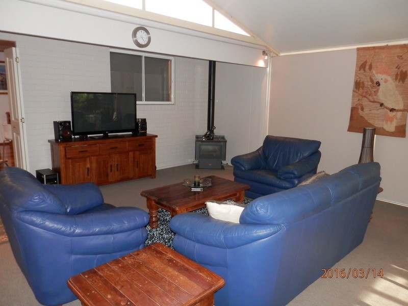 104 Docker Street, Wagga Wagga NSW 2650