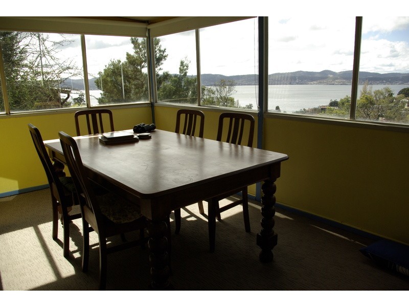 68 Fisher Avenue, Sandy Bay TAS 7005