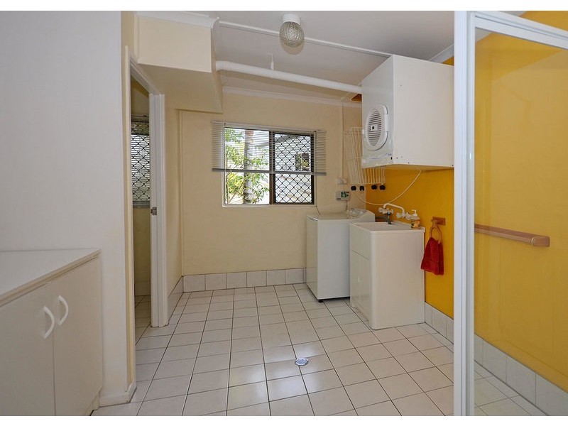 36  Shellcot st, Toogoom QLD 4655