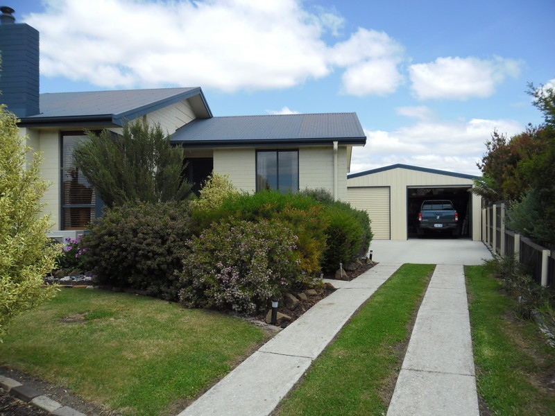 27 Martin St, Wynyard TAS 7325