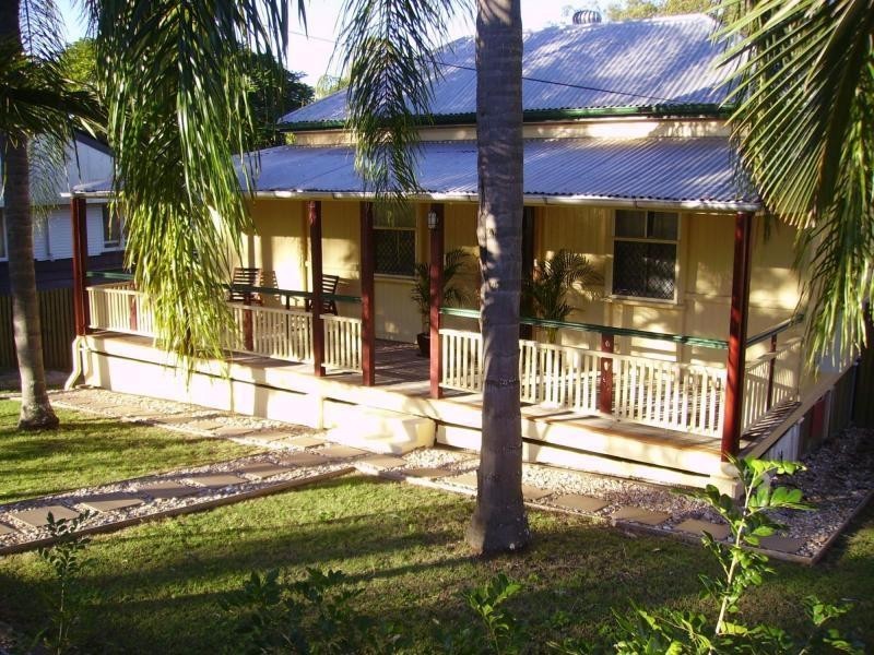 9 Weldon Street, North Ipswich QLD 4305