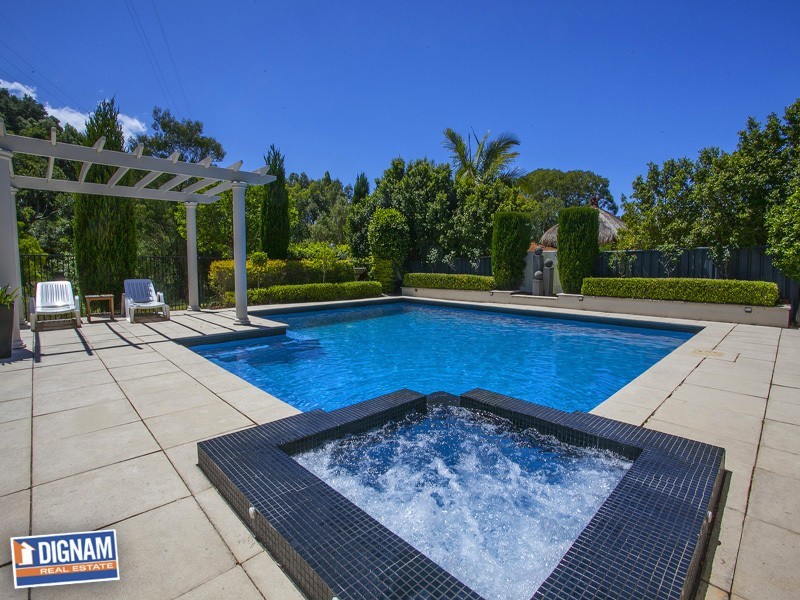 78 DUKE, Woonona NSW 2517