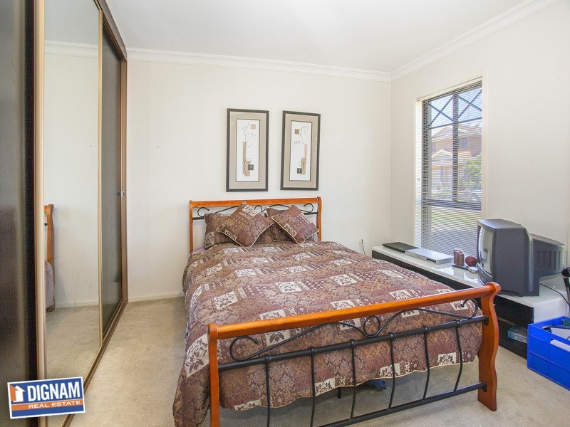78 DUKE, Woonona NSW 2517