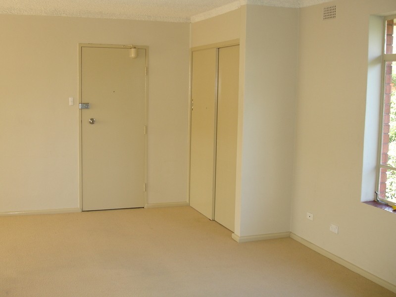 17/11 Hampden Rd, Artarmon NSW 2064