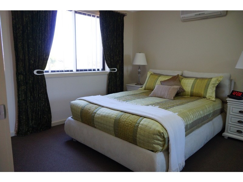 1/48-50 Olive Street, Condell Park NSW 2200