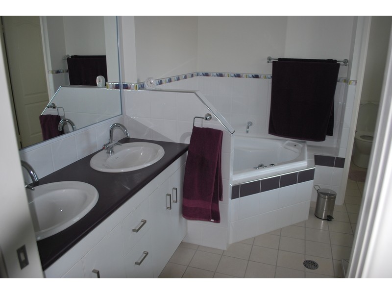 14   Beachside Place, Shoal Point QLD 4750