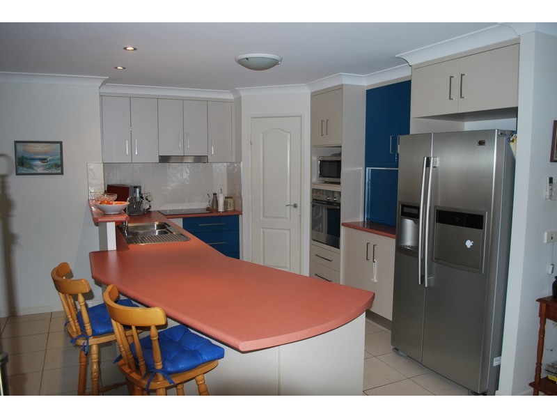 14   Beachside Place, Shoal Point QLD 4750