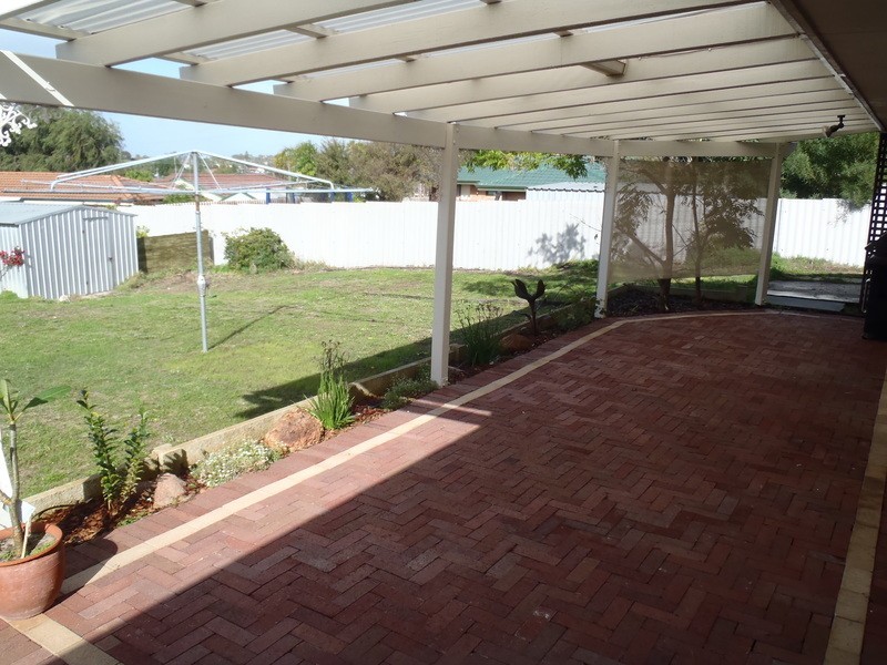 23 Napoleon Way, Craigie WA 6025
