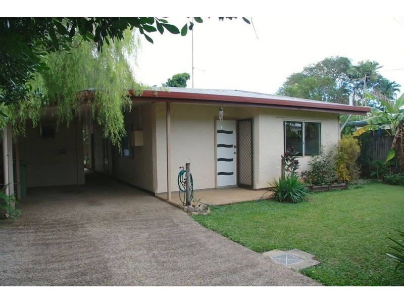 54 Christensen Street, Machans Beach QLD 4878