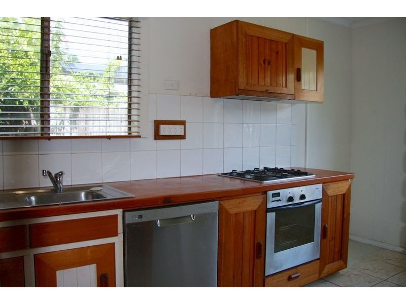 54 Christensen Street, Machans Beach QLD 4878