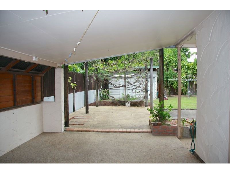54 Christensen Street, Machans Beach QLD 4878