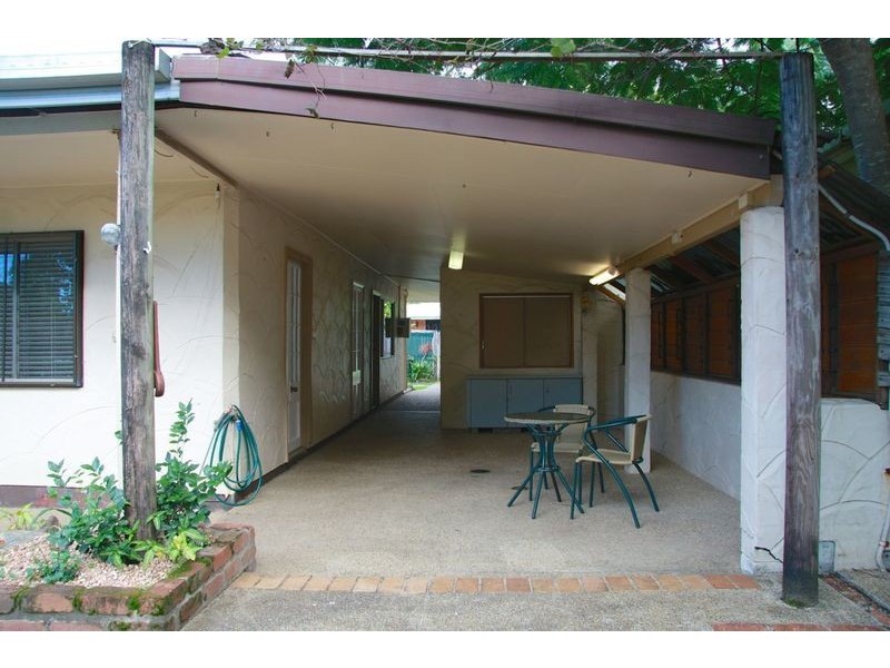 54 Christensen Street, Machans Beach QLD 4878