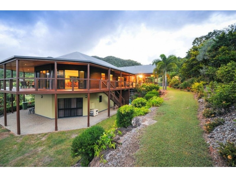 9 Pepperberry Lane, Cannon Valley QLD 4800