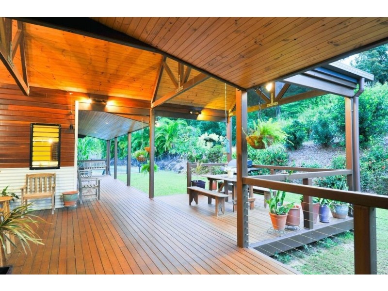 9 Pepperberry Lane, Cannon Valley QLD 4800