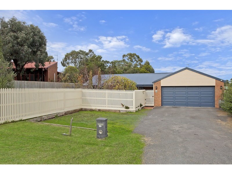 121  Mill Street, Mortlake VIC 3272