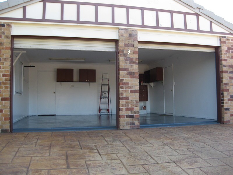 9 Ethion Drive, Regents Park QLD 4118