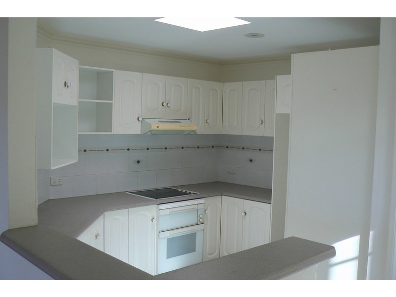 29 Yeramba Rd, Summerland Point NSW 2259