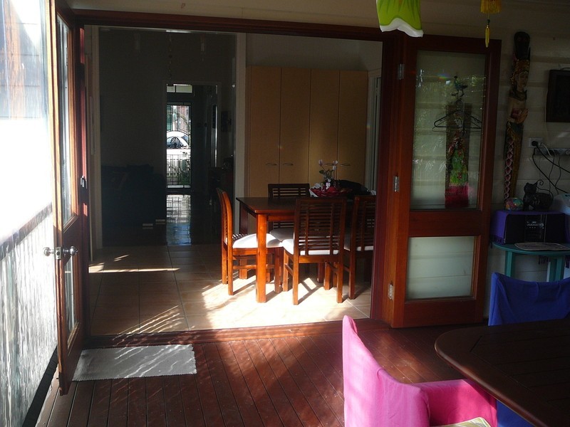 55 Yamboyna Street, Manly QLD 4179