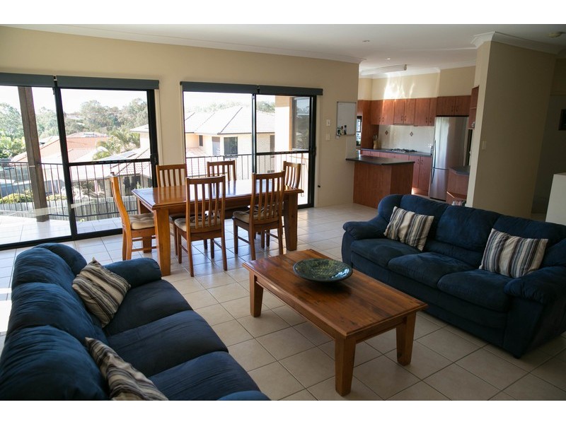 76 Casuarina Street, Bridgeman Downs QLD 4035