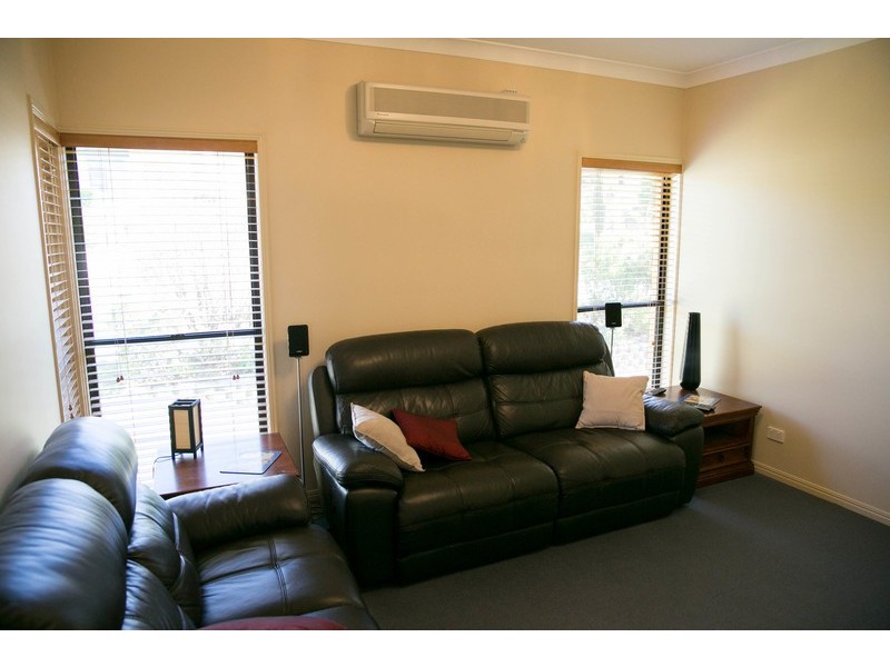 76 Casuarina Street, Bridgeman Downs QLD 4035